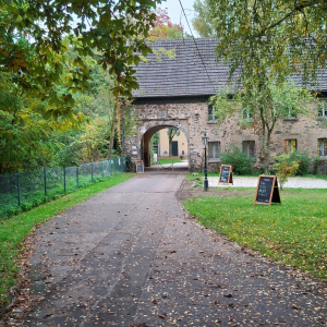 Wir haben Erfolg! B/G/L-Antrag zu Infotafeln an der Wasserburg Haus Graven im Kulturausschuss einstimmig angenommen